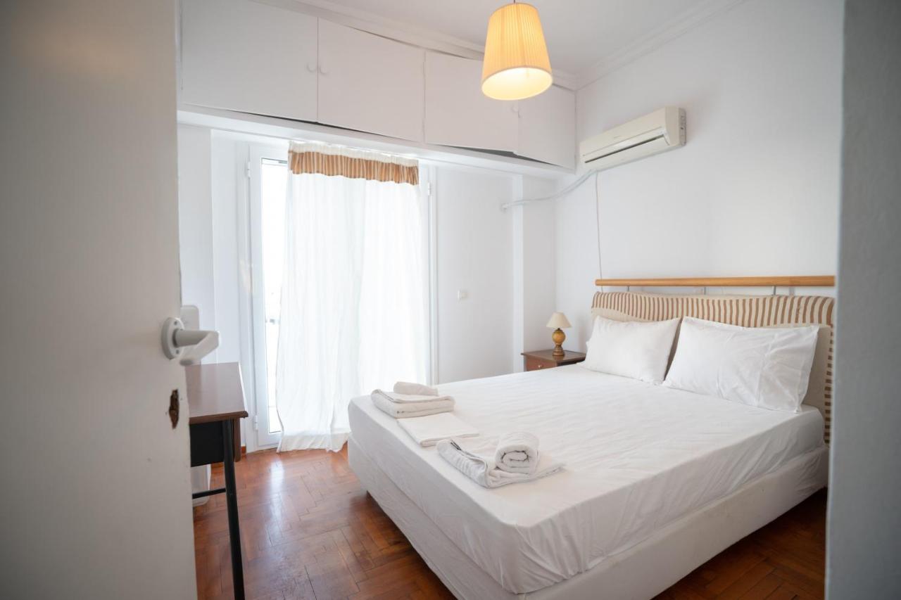 Dimotiko Theatro Metro St. 1 Bedroom 4 Pers. Flat Pireo Esterno foto