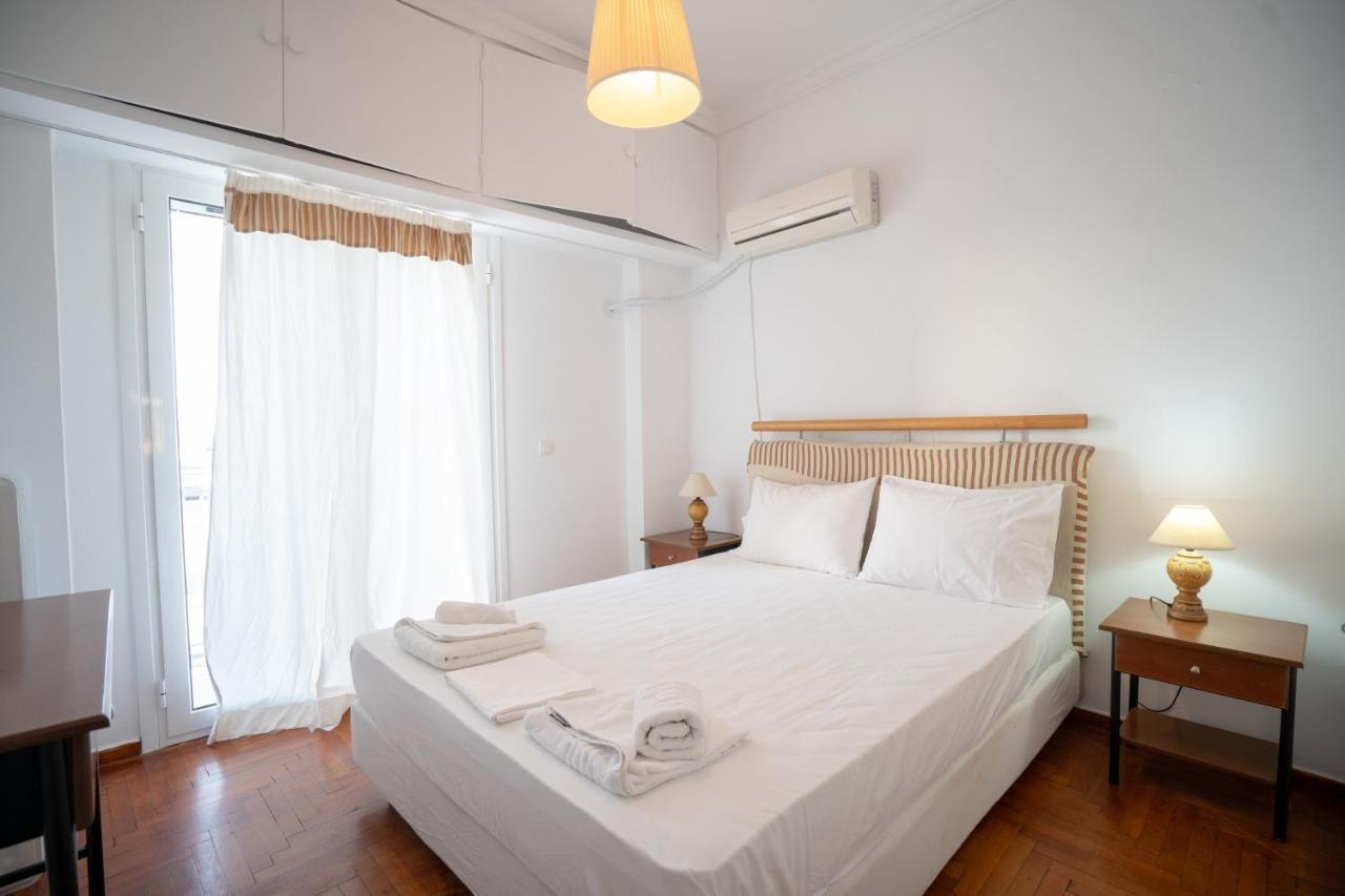 Dimotiko Theatro Metro St. 1 Bedroom 4 Pers. Flat Pireo Esterno foto