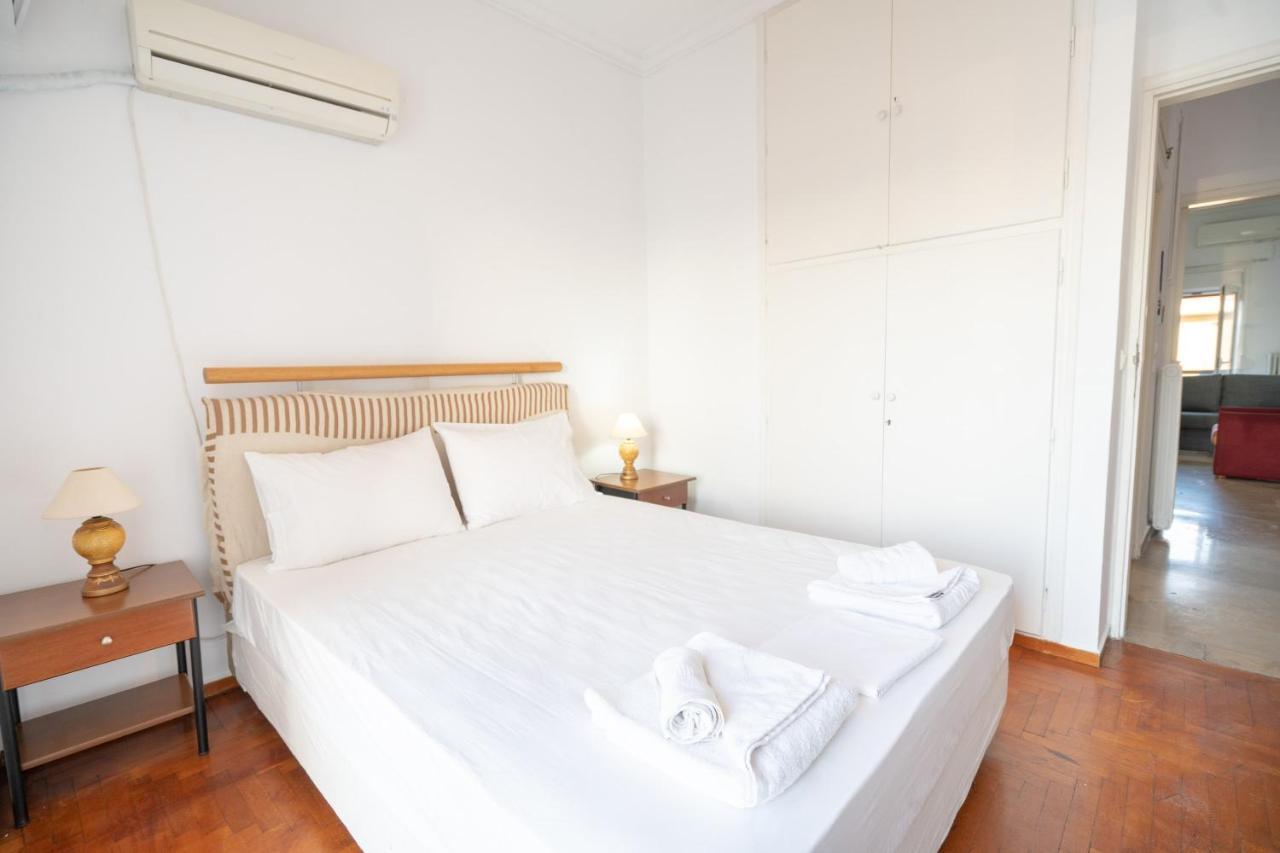 Dimotiko Theatro Metro St. 1 Bedroom 4 Pers. Flat Pireo Esterno foto